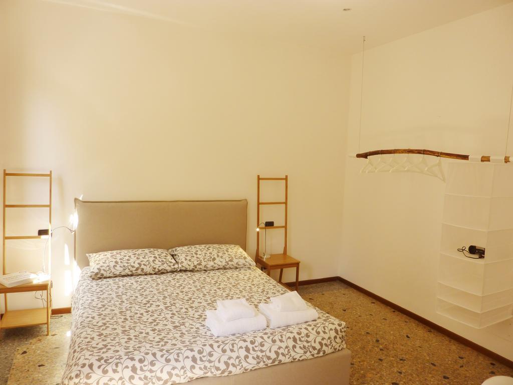Ca' D'Oro Suite เวนิส ภายนอก รูปภาพ