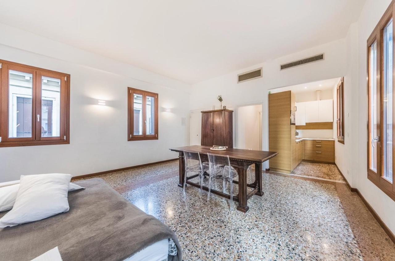 Ca' D'Oro Suite เวนิส ภายนอก รูปภาพ